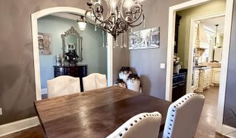 217 Meadowlands Dr, Brandon, MS 39047