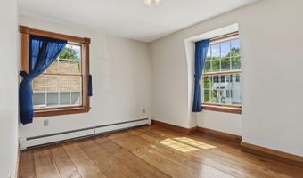 5 Pine St, Augusta, ME 04330