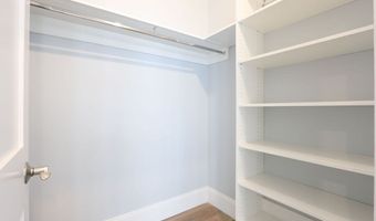 230 Washington St 9, Boston, MA 02135