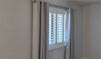 6737 Charleston Blvd 3, Las Vegas, NV 89146