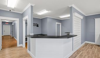 515 E Main St, Anna, OH 45302