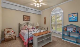 400 Crouch Rd, Benton, LA 71006