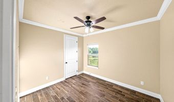 1009 Bluebonnet Ln, Adkins, TX 78101