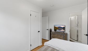 212 Dewey St, Bennington, VT 05201