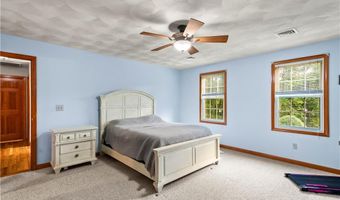 24 Poppy Hill Dr, Johnston, RI 02919