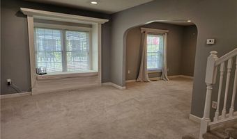 614 S 7th St, Atchison, KS 66002