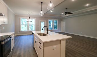 185 Meredith Dr, Bainbridge, GA 39819