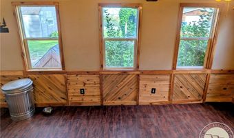103 S 4th St, Bridger, MT 59014