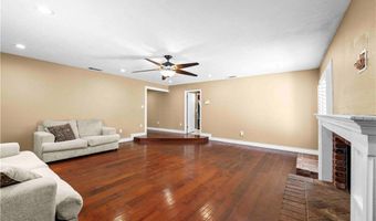 19989 Cronese Ln, Apple Valley, CA 92308