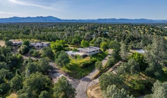 19250 Hill St, Anderson, CA 96007