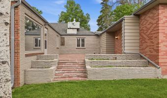 318 W 2ND Ave, Cheyenne, WY 82001