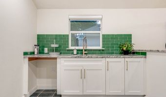 303 Redwood, Alamo Heights, TX 78209