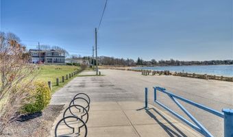 38 Highland Ave, Barrington, RI 02806