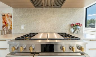 5044 Hickory Pointe Woods SE, Ada, MI 49301