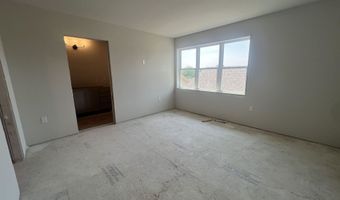 2811 Crinkle Root Dr, Fitchburg, WI 53711