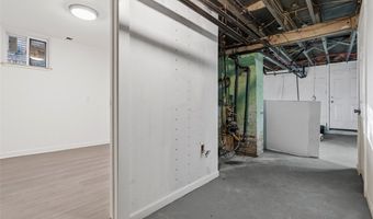 1019 Pine St, Ambridge, PA 15003