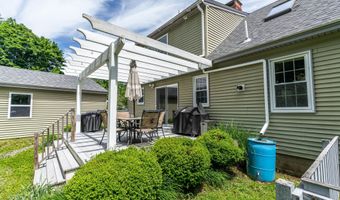 1486 Washington St, Bath, ME 04530