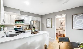 8402 CAMDEN St, Alexandria, VA 22308