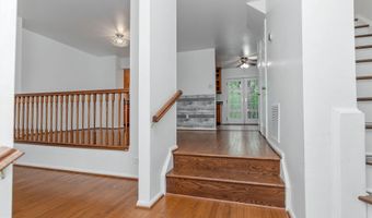 8207 CEDAR LANDING Ct, Alexandria, VA 22306