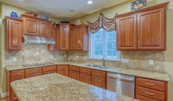 33 CHADWICK Dr, Dover, DE 19901