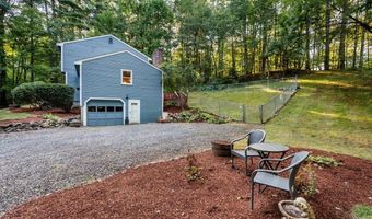 5 Hickory Hill Dr, Londonderry, NH 03053