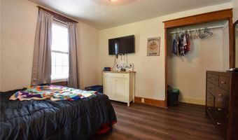 208 Wisconsin Ave, Alton, IL 62002