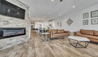 570 Linden Dr, Arnolds Park, IA 51331