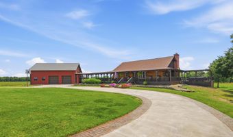 631 W N 10th St, Baxter Springs, KS 66713
