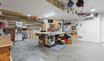 89 Alpine Dr, Burlington, CT 06013