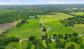 776 Sand Pit Rd, Arnaudville, LA 70512