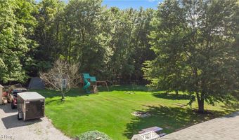 583 Sherwood Dr, Aurora, OH 44202