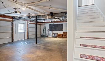 109 Isleworth Ct, Advance, NC 27006