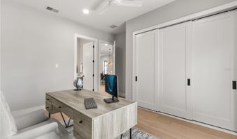 902 SHADY LANE Dr, Orlando, FL 32804