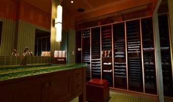 99 Granite St, Ashland, OR 97520