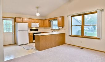 5180 Winthrop Dr, Austintown, OH 44515