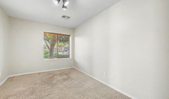 2721 W TULSA St, Chandler, AZ 85224
