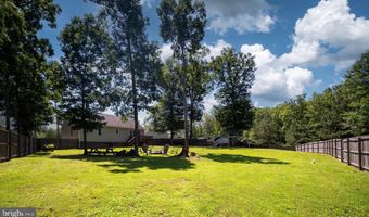 104 ST CHARLES Ct, Aylett, VA 23009
