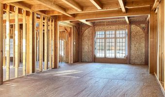 5 Liberty Ln, Barrington, NH 03825