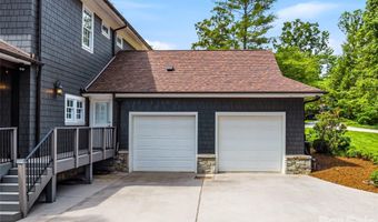 1 Cedar Chine Dr, Asheville, NC 28803