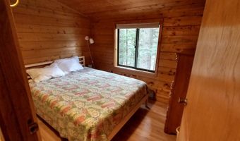 11 Laurel Glen Ln, Center Harbor, NH 03226