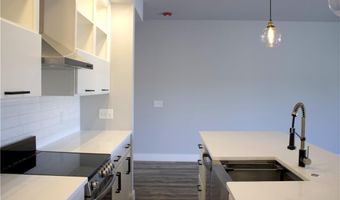 2302 SW I St 204, Bentonville, AR 72712