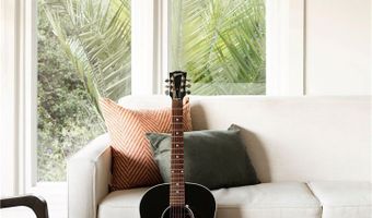 1321 Wildwood Dr, Los Angeles, CA 90041