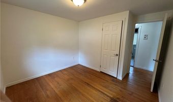 39 Gorham Ave, Warwick, RI 02886