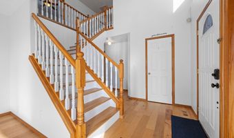 375 McClure Ave, Astoria, OR 97103