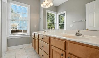 104 Vatersay Dr, Apex, NC 27502