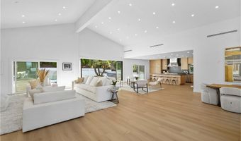 4230 Alonzo Ave, Encino, CA 91316