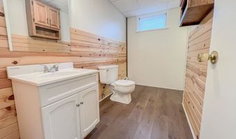 467 Rohr St, Arnolds Park, IA 51331