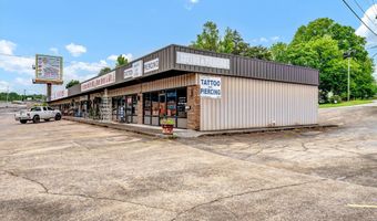 702 S White St, Athens, TN 37303
