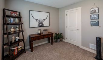 2012 NW Applewood St, Ankeny, IA 50023