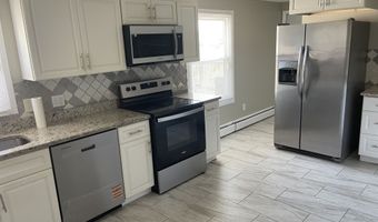 8 Elm Ct, Bridgeport, CT 06606